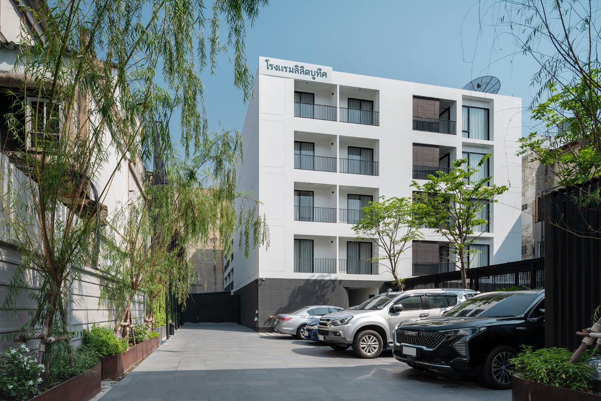 בנגקוק Lilit Bang Lumphu Hotel מראה חיצוני תמונה